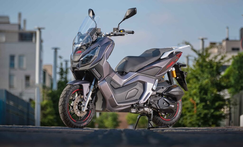 MITT ADV 125