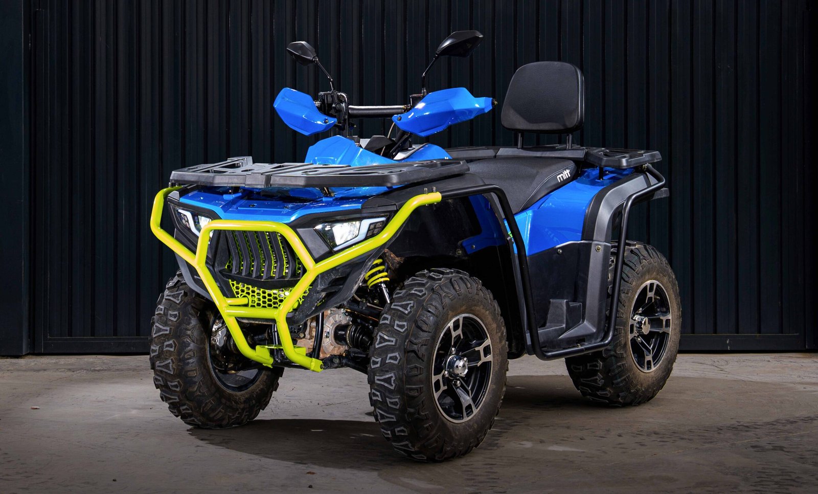 MITT 330 4X4